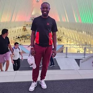 Meet your Posher, Obalowo